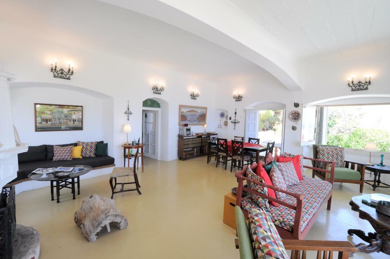 Rallou House Hydra Esterno foto